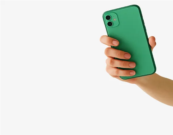 Mão segura um smartphone conectado à internet Aero Net